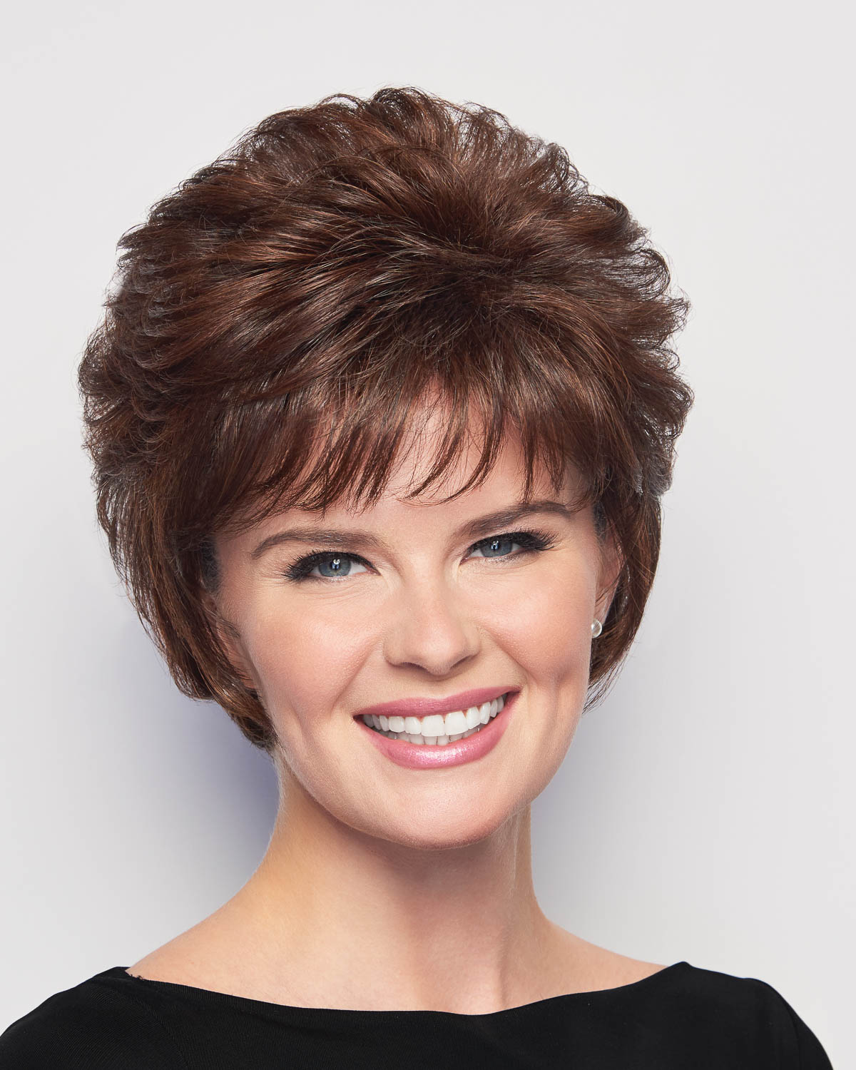 Voluminous Crop Wig by Hairdo > Natural Image Wigs